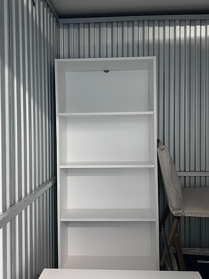 IKEA valkoinen kirjahylly