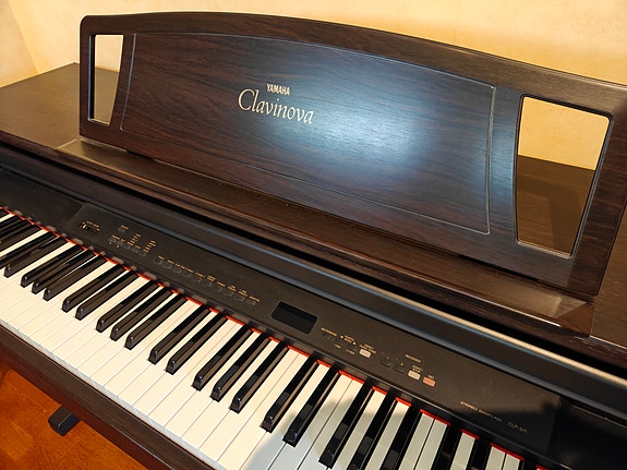 Yamaha Clavinova CLP-511