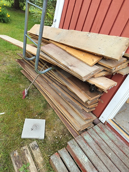 Todella vanhaa lautaa