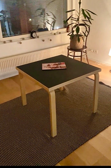 Artek pöytä 81c, musta