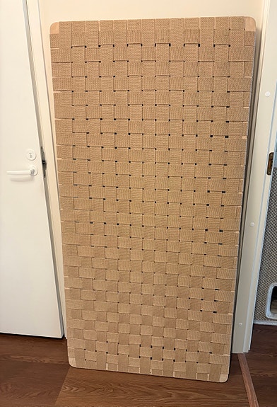 Punottu sängynpääty 160