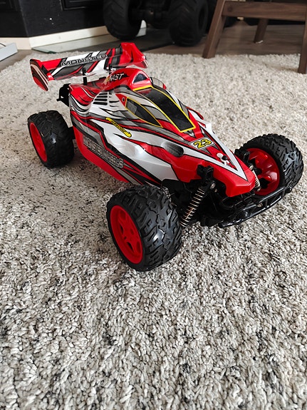 Kauko-ohjattava auto