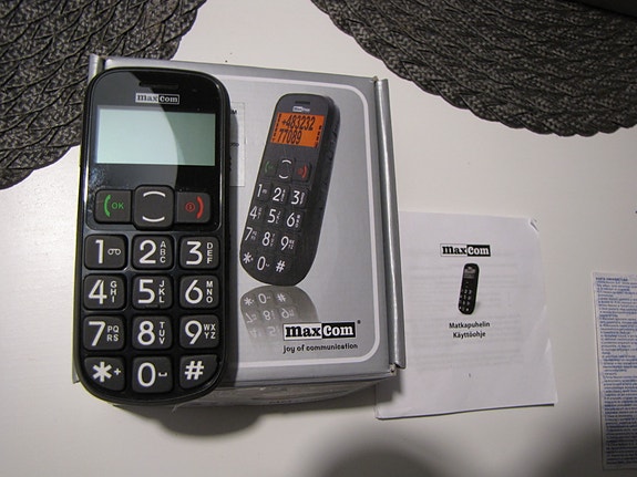 MaxCom matkapuhelin