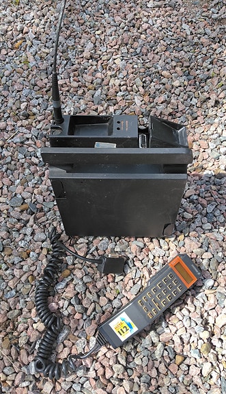 Ericsson NMT salkkupuhelin