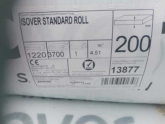 200mm Isover villaa. Kuvassa pkt neliöt,ym..tiedot