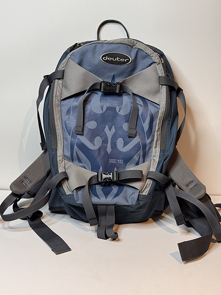 Deuter 15l reppu