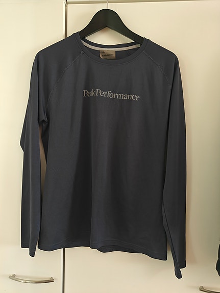 Peak Performancen urheilupaita XL