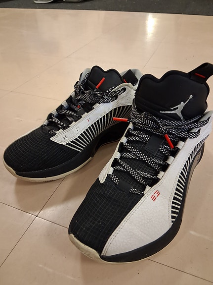 Käytetyt AirJordan kengät