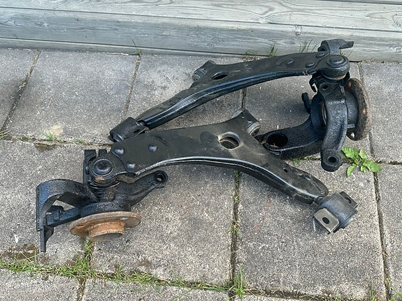 Ford Focus 98-04 etuakseliston osat