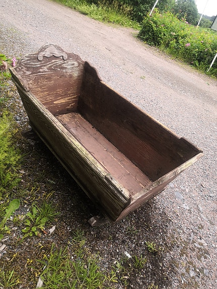 Vanha puinen kehto