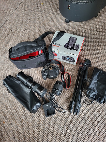 Canon EOS 1200D järjestelmäkamera