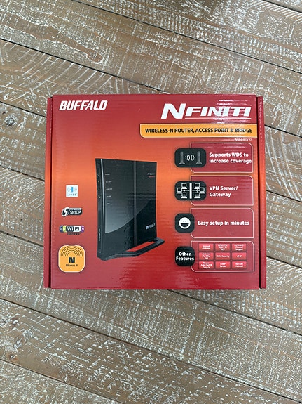 Buffalo Nfiniti Wireless-N -reititin (WHR-G300N V2)