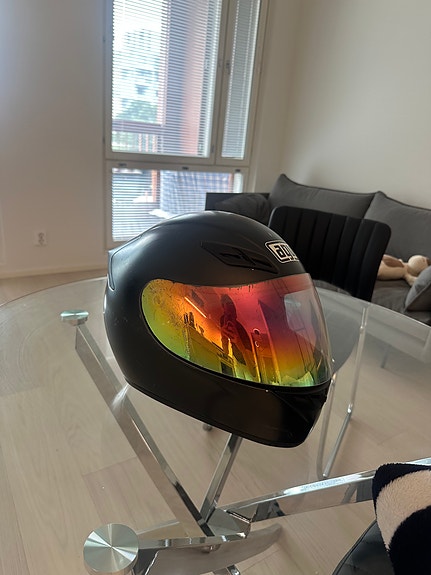 AGV K-4 EVO kypärä Koko S