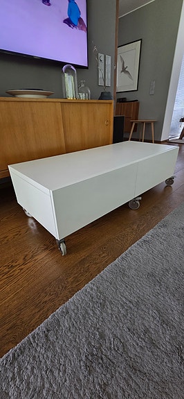 Tv-taso pyörillä 120×51×36