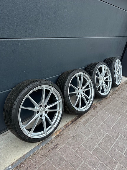 21” 5x120 Näyttävät vanteet * Laadukkaat renkaat * Rengaspainesensorit