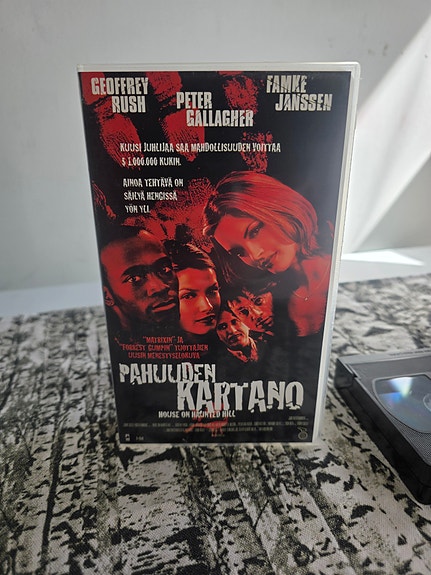 Pahuuden kartano (House on Haunted Hill) Harvinainen VHS Kauppiaskasetti (1999)