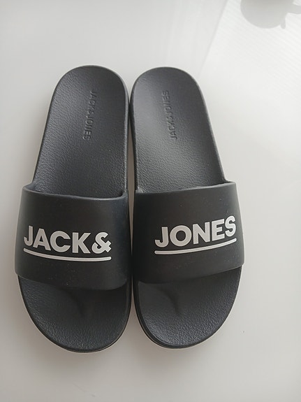 Jack&Jones sandaalit koko 44