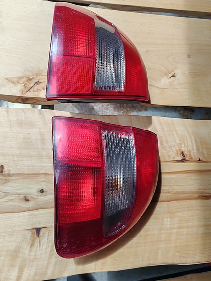 Volvo V40 2001 Takavalot