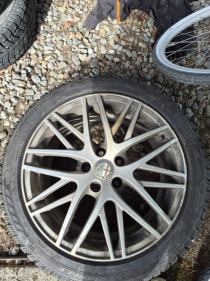 Alfa Romeo 159 17 tuumaiset vanteet