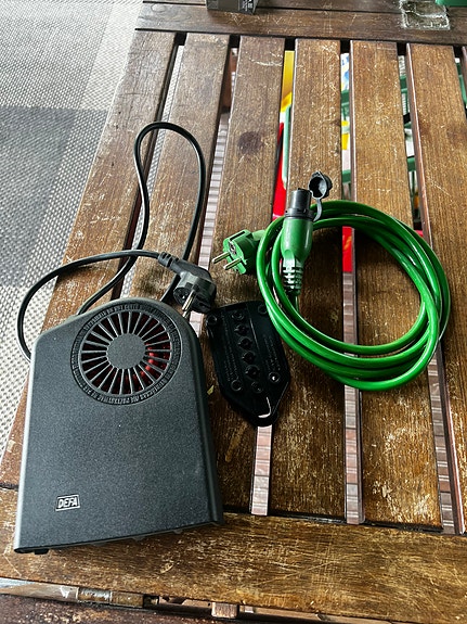 DEFA Termini 2100 W Sisälämmitin Schuko-pistoke