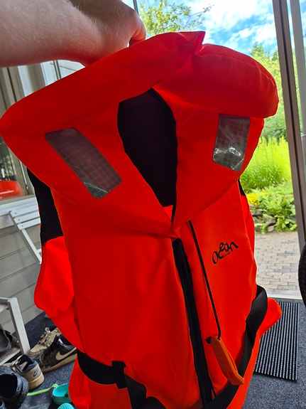 Pelastusliivi Ocean Concept 60-70kg
