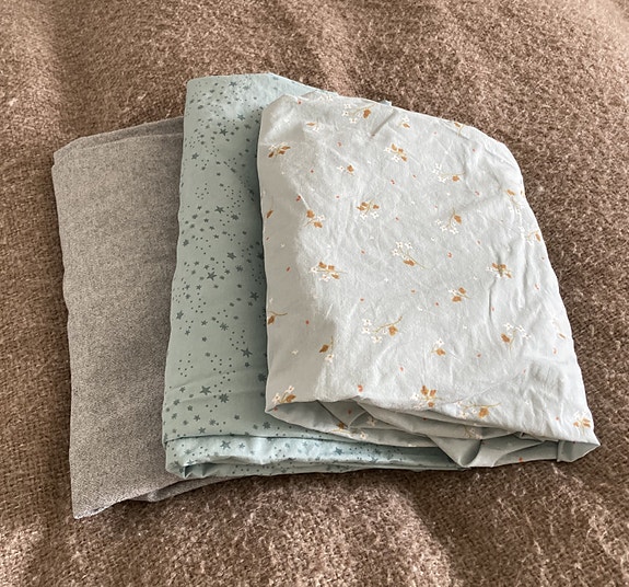 Zara home vauvan muotoonommellut lakanat 3 kpl 120 x 60 cm