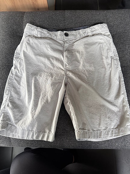 Chino shortsit