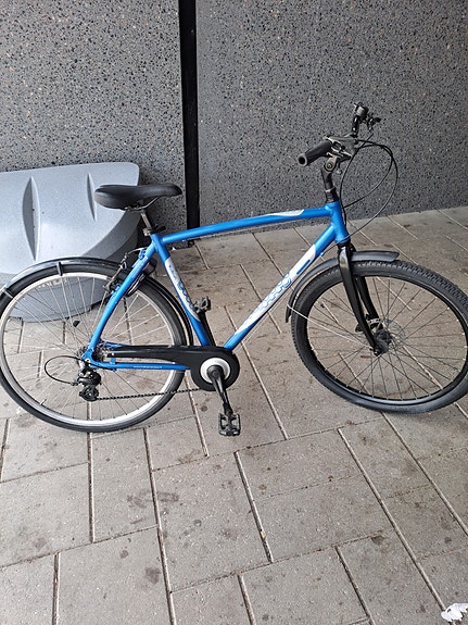 Helkama Miesten hybridipyörä 28"