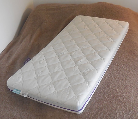 Träumeland laadukas vauvan patja 120 x 60 x 11 cm