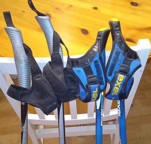 2 paria EXEL kävelysauvat 115 cm