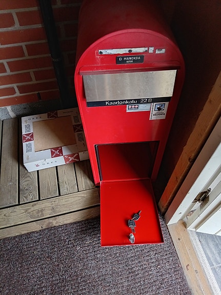 Bobi jumbo iso postilaatikko