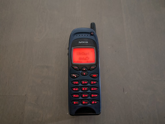Ultraharvinainen Nokia 6150 life chart retro matkapuhelin