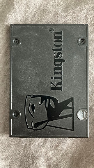 Kingston 240GB 2,5" SSD-levy
