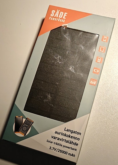 Säde Varavirtalähde, 25 000 mAh, langaton lataus, aurinkopaneeli. Uusia!