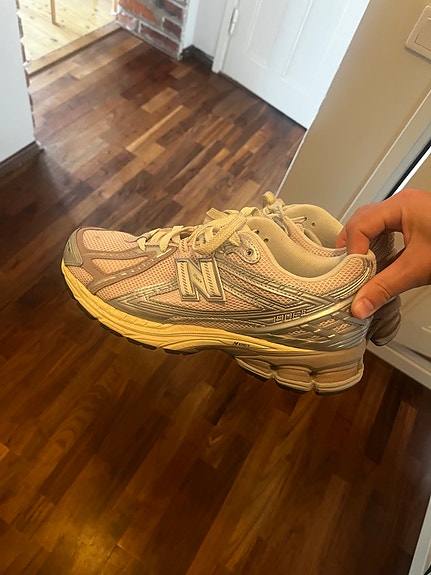 New balance kengät us10