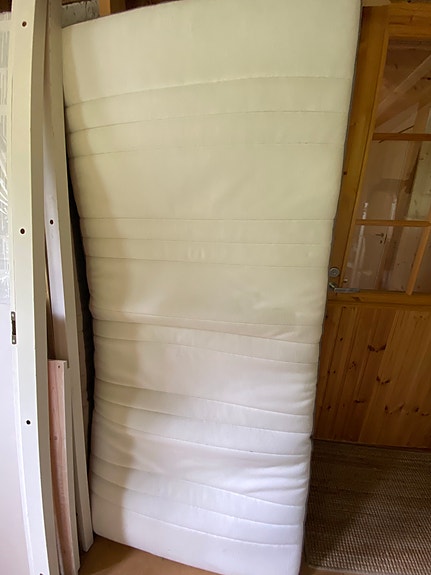 IKEA HÖVÅG joustinpatja valkoinen