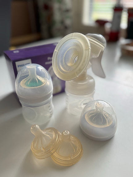 Philips Avent manuaalinen rintapumppu ja tuttipullo