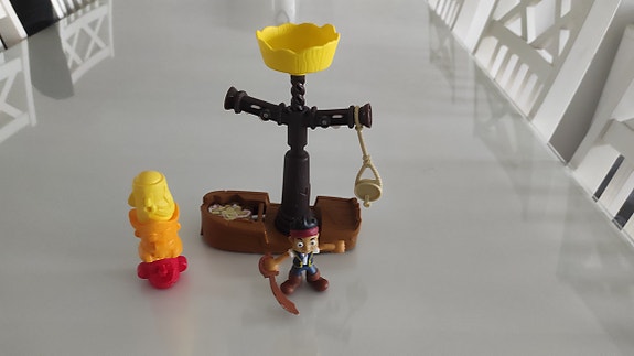 Jake ja mikä mikä maan merirosvot lelu
