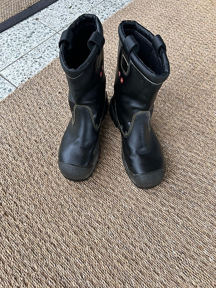 Jalas Gore-Tex saappaat koko 44 musta