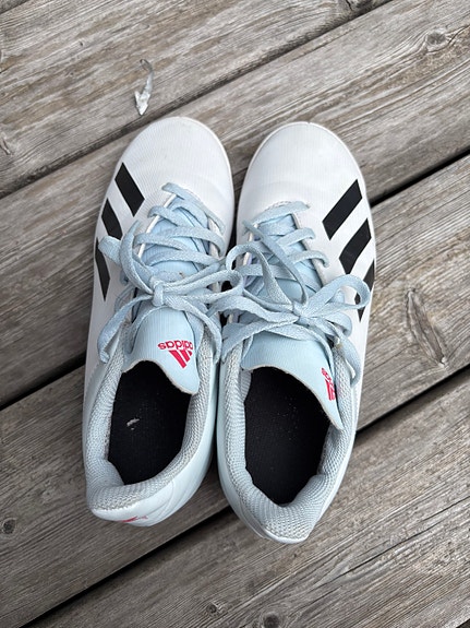 Adidas futsal-kengät / sisäpelikengät koko 36