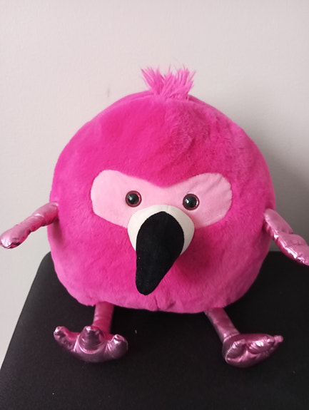 Pinkki pehmolintu