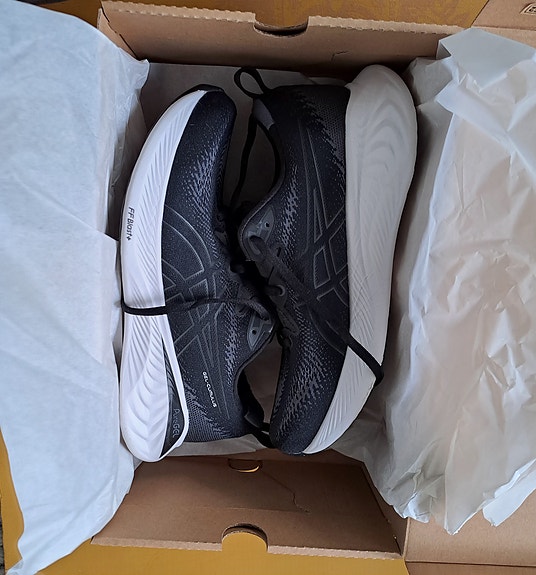 Asics Gel-Cumulus lenkkarit