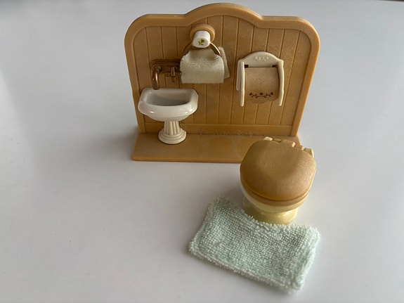 Sylvanian Families kylpyhuoneen wc ja lavuaari
