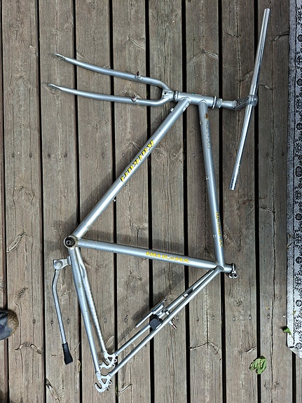 Helkama Kulkuri polkupyörän runko 56 cm