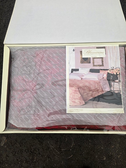 Blumarine päiväpeitto 270x270 cm vaaleanpunainen