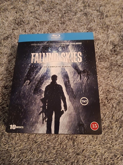 Falling skies blu-ray. HUOM! Yksi levy puuttuu