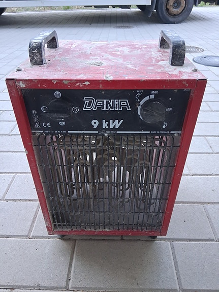 Dania lämpöpuhallin / lämmitin 9 kW