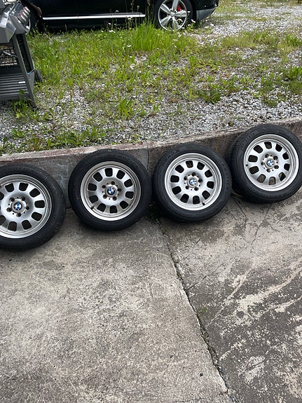 Bmw alumiinivanteet kesärenkailla