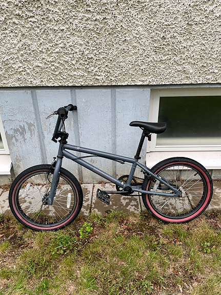 Harmaa Felt BMX 20”