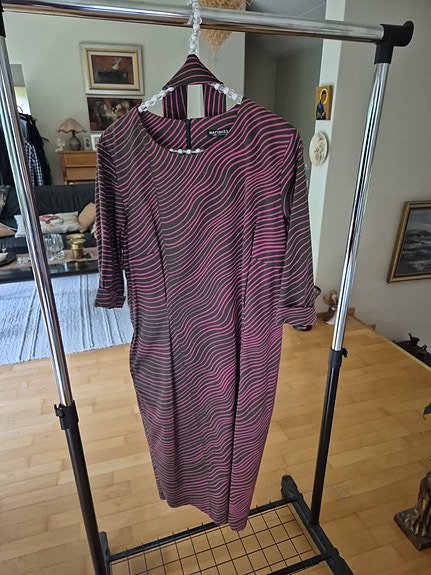 Marimekon tyylikäs mekko